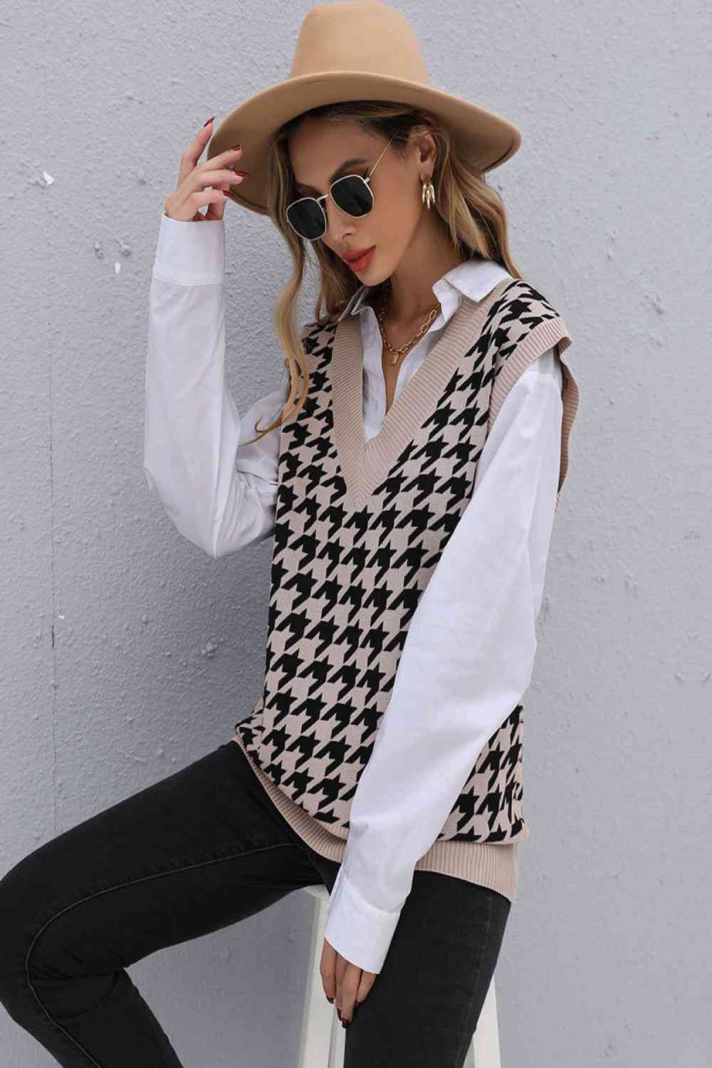 Houndstooth oversized jumper vest